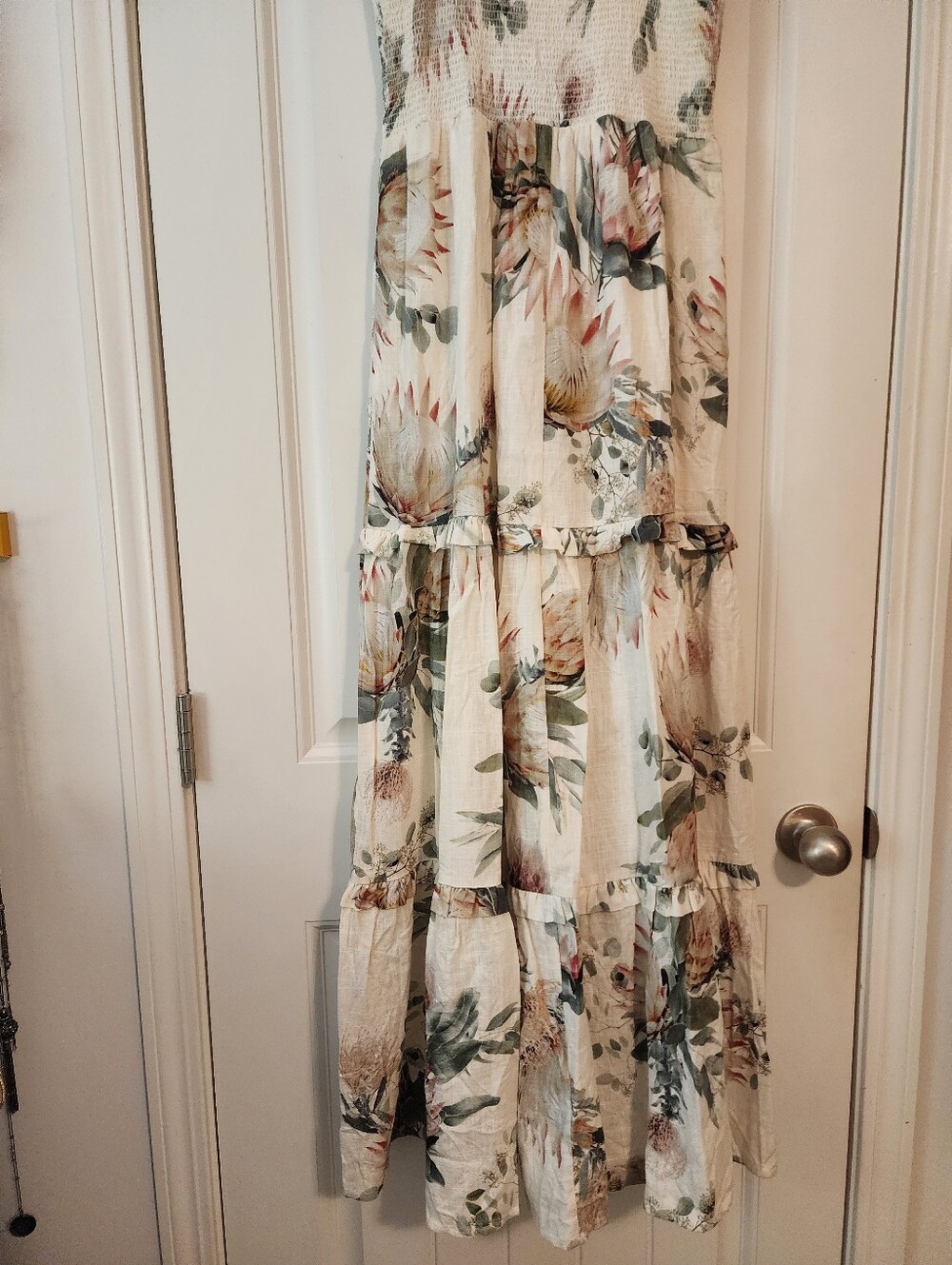 Express $108 NWT Floral Smocked Tiered Maxi Dress in Cream Small Cottagecore - Picture 7 of 10